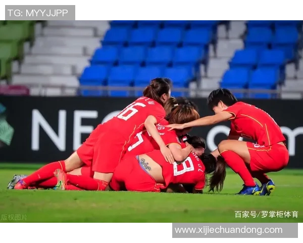 足球明星女足刺青艺术展示与背后故事揭秘 足球明星女足刺青艺术展示与背后故事揭秘