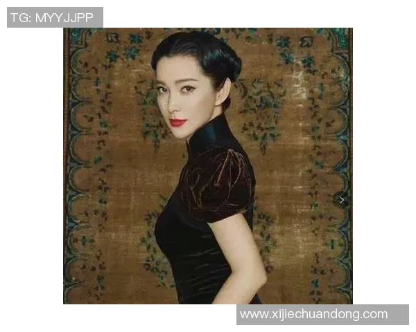 足球明星气质与女演员魅力的完美结合展现独特风采与风格